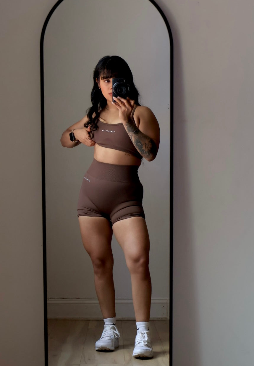 Motion Scrunch Shorts