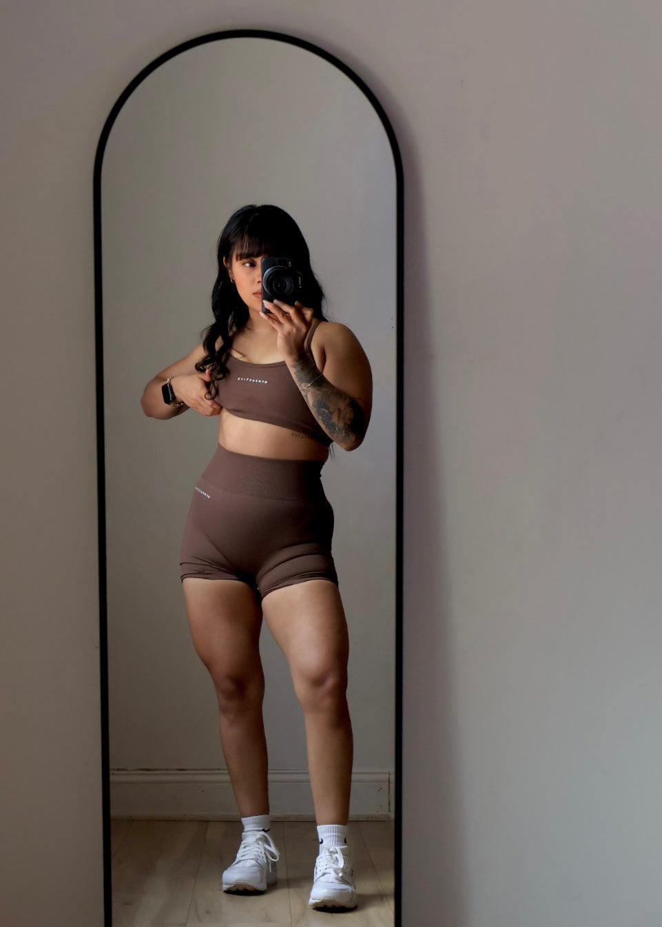 Motion Scrunch Shorts