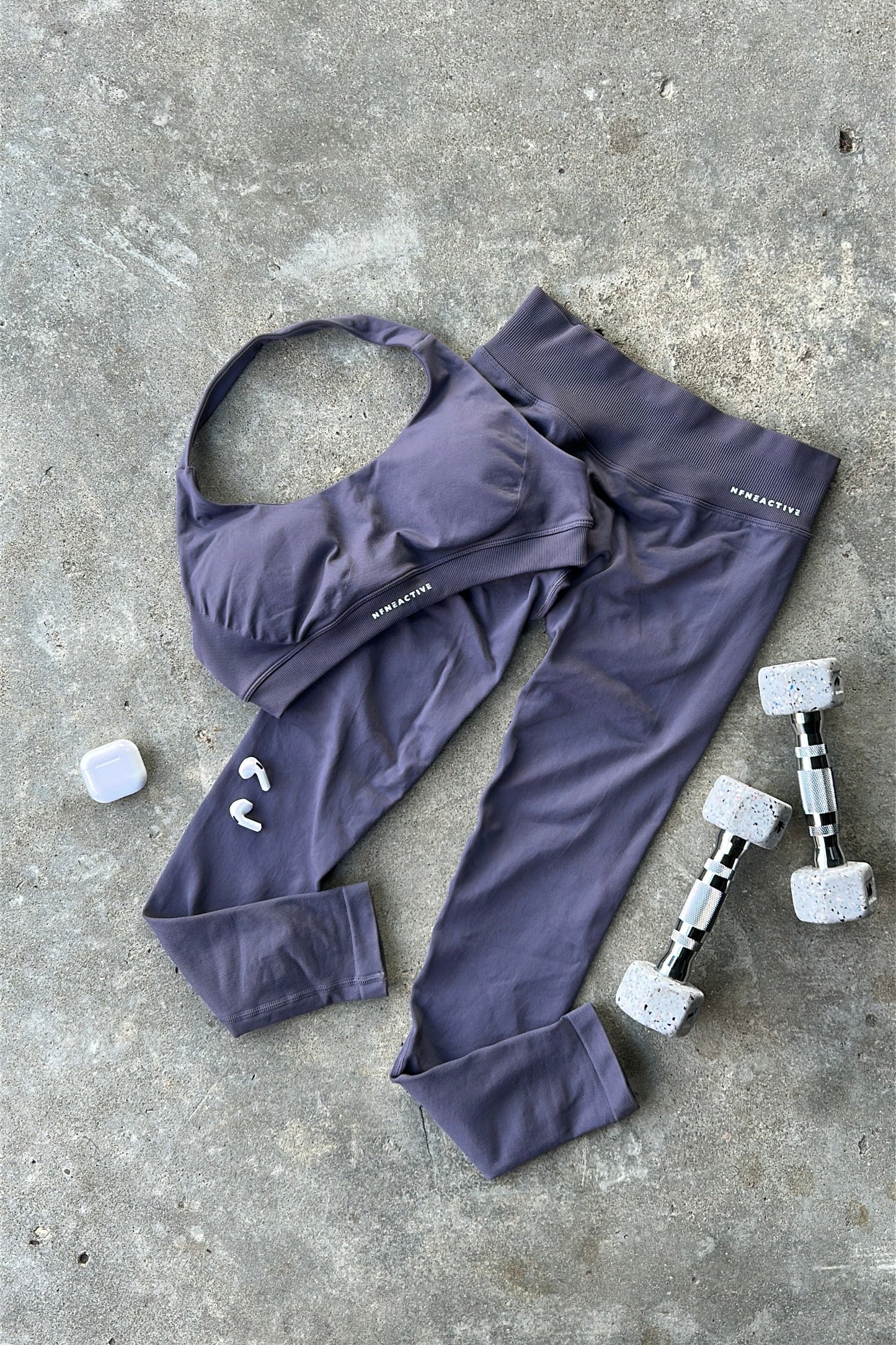 Essential low rise leggings