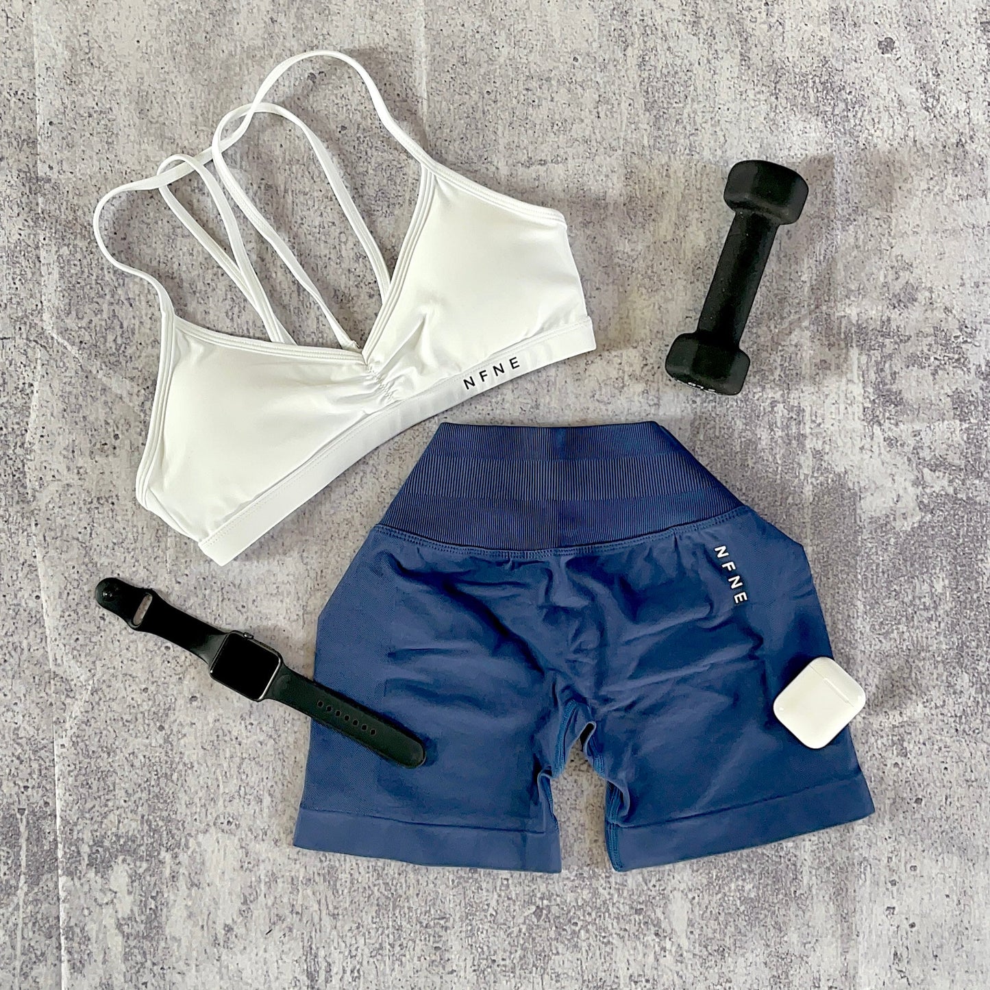 Essential seamless shorts