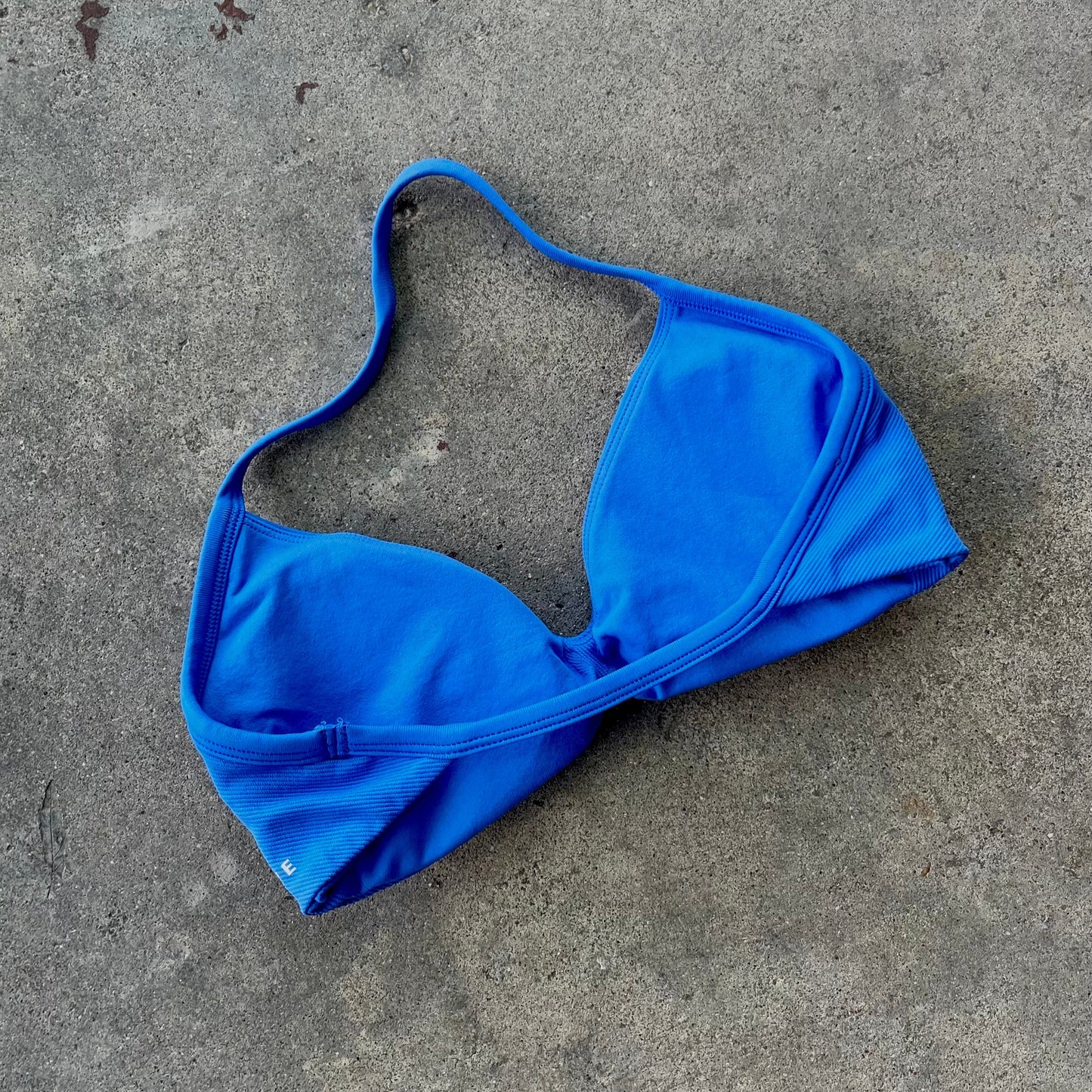 Essential Strappy Sports Bra