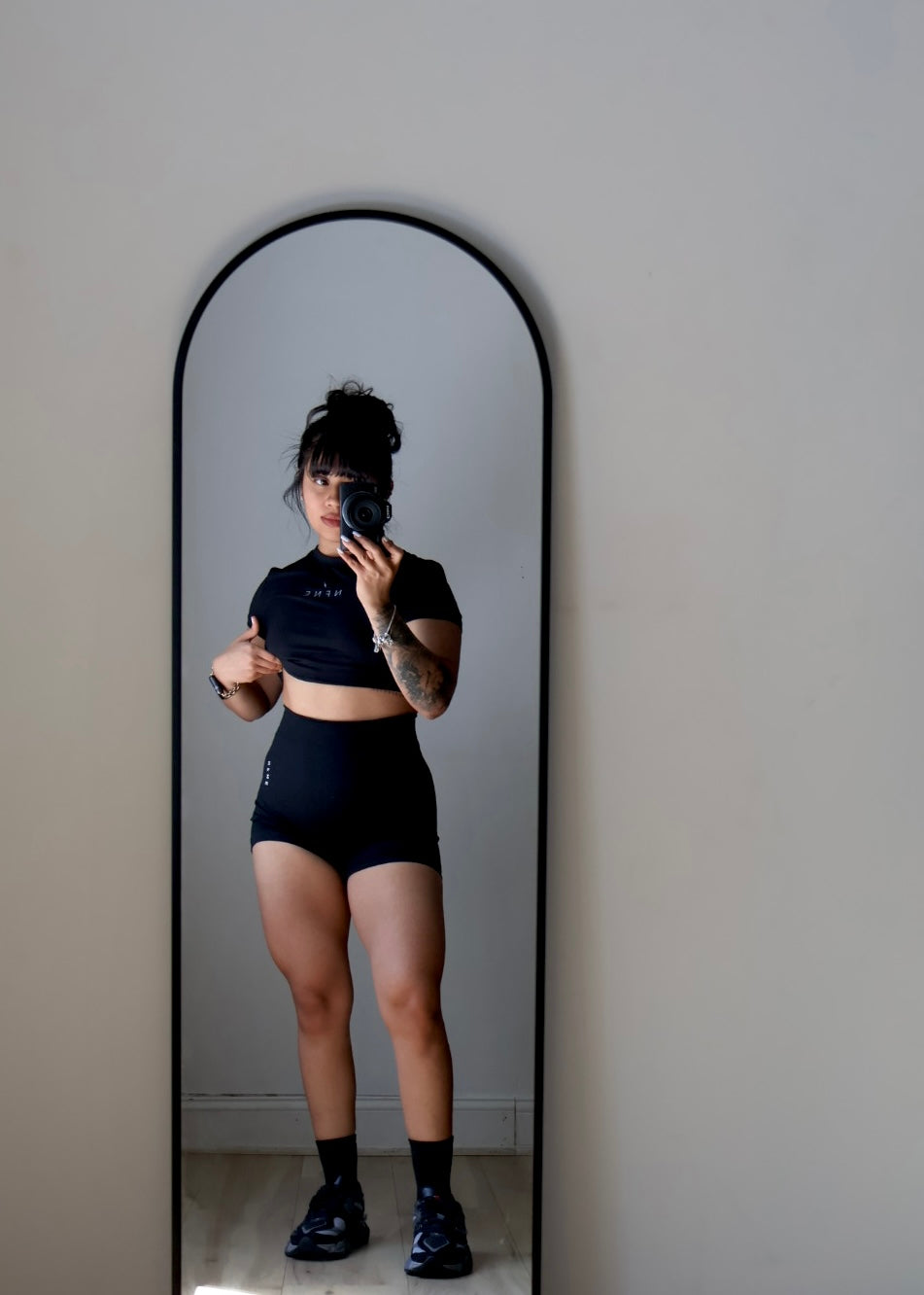 Flex scrunch shorts