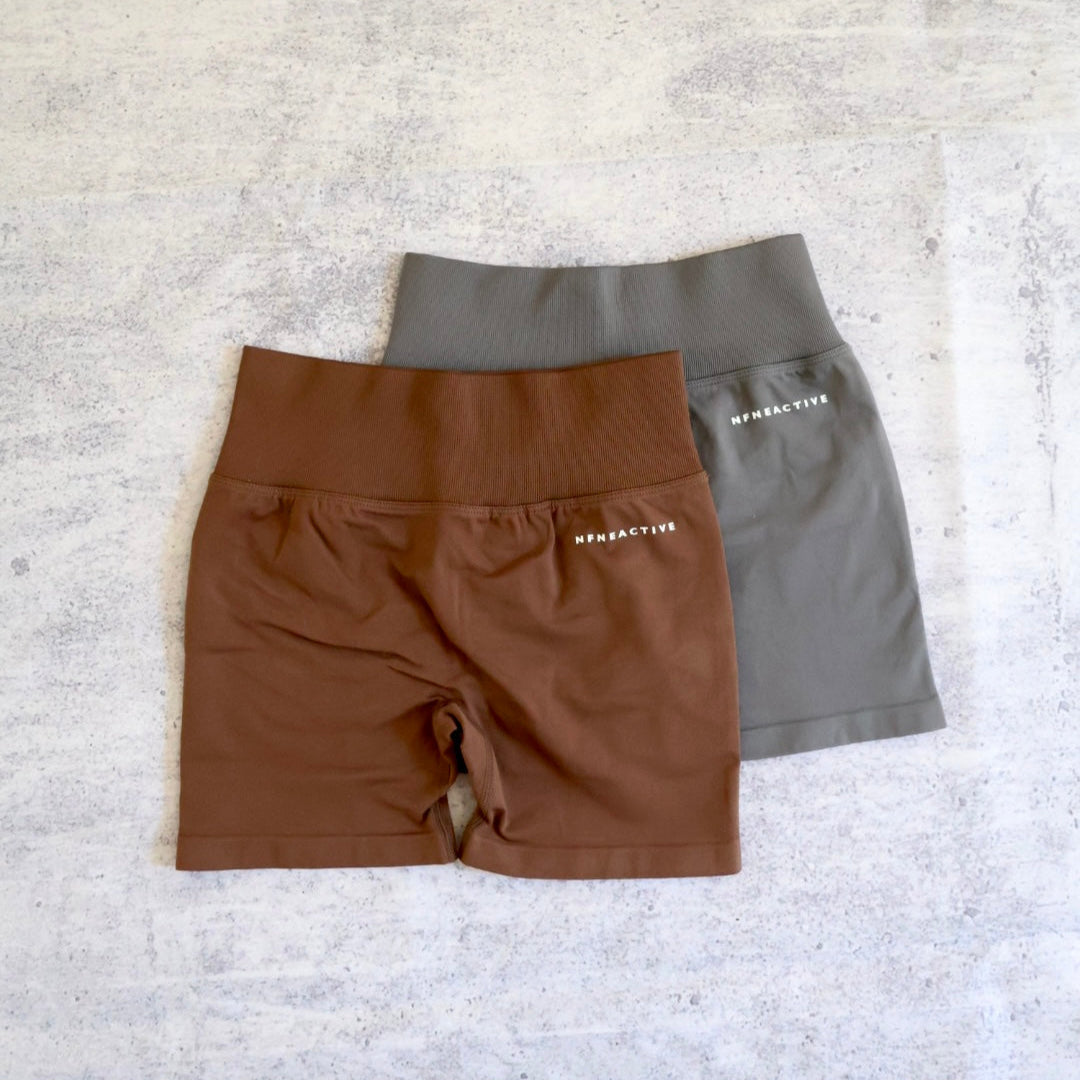Motion Scrunch Shorts