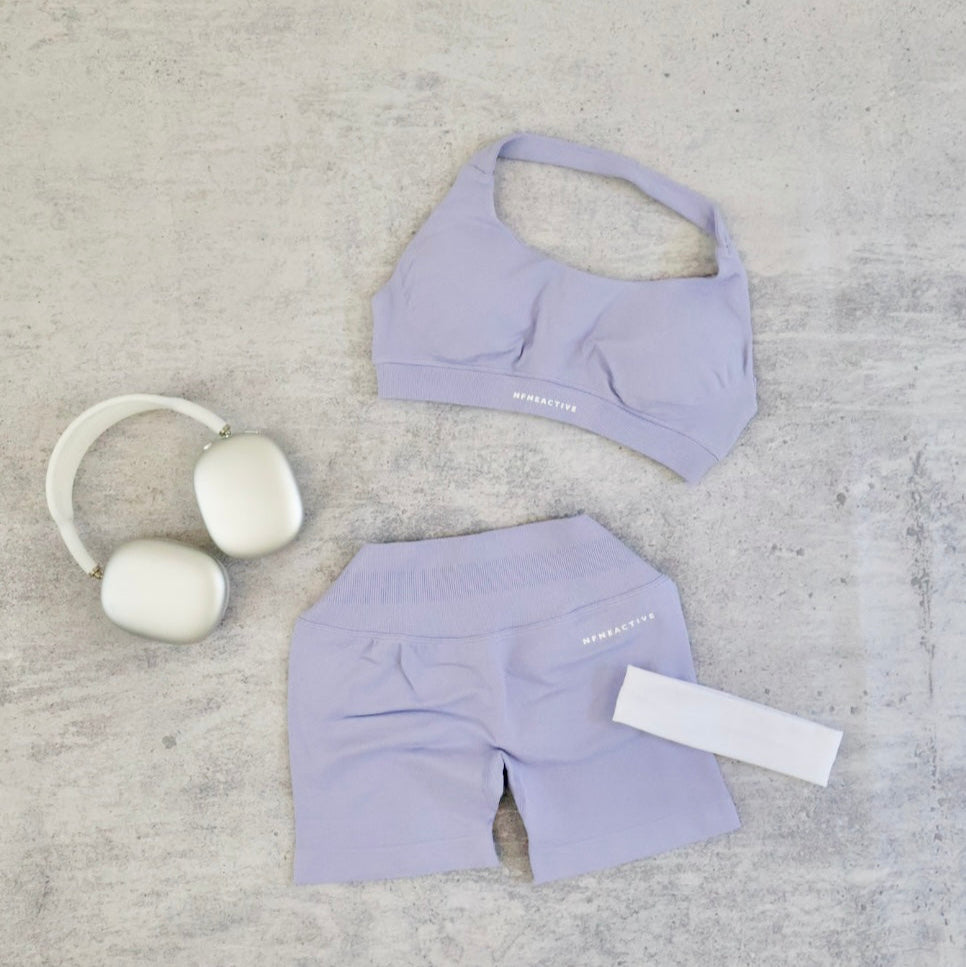Essential seamless shorts