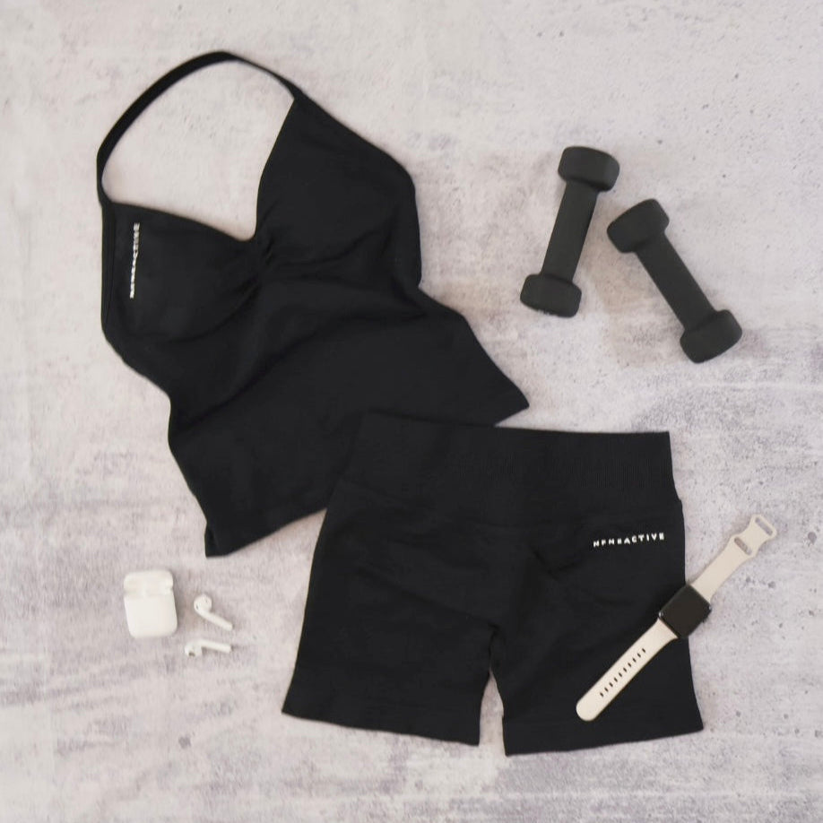 T-Shirts & Tops