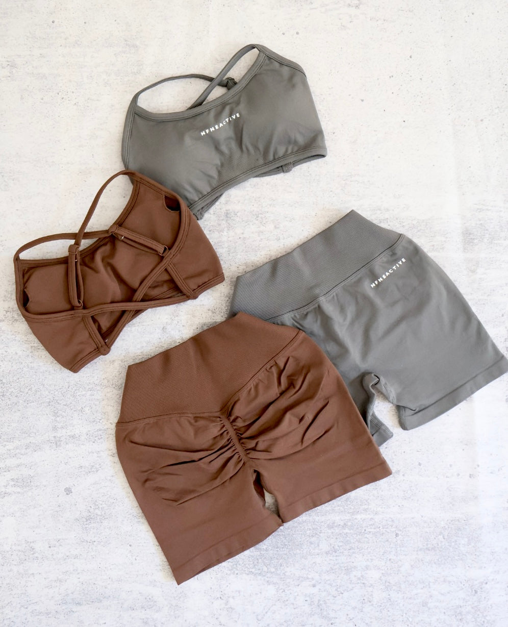 Motion Scrunch Shorts